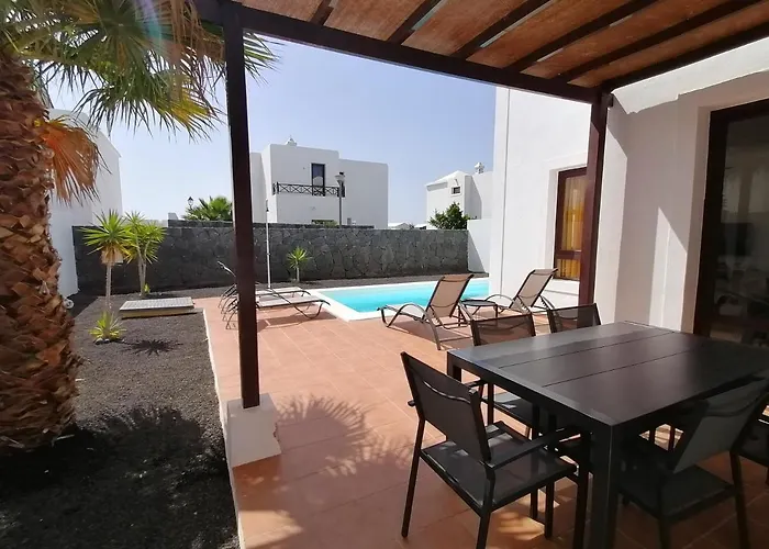 Villa Bolboreta With Private Pool